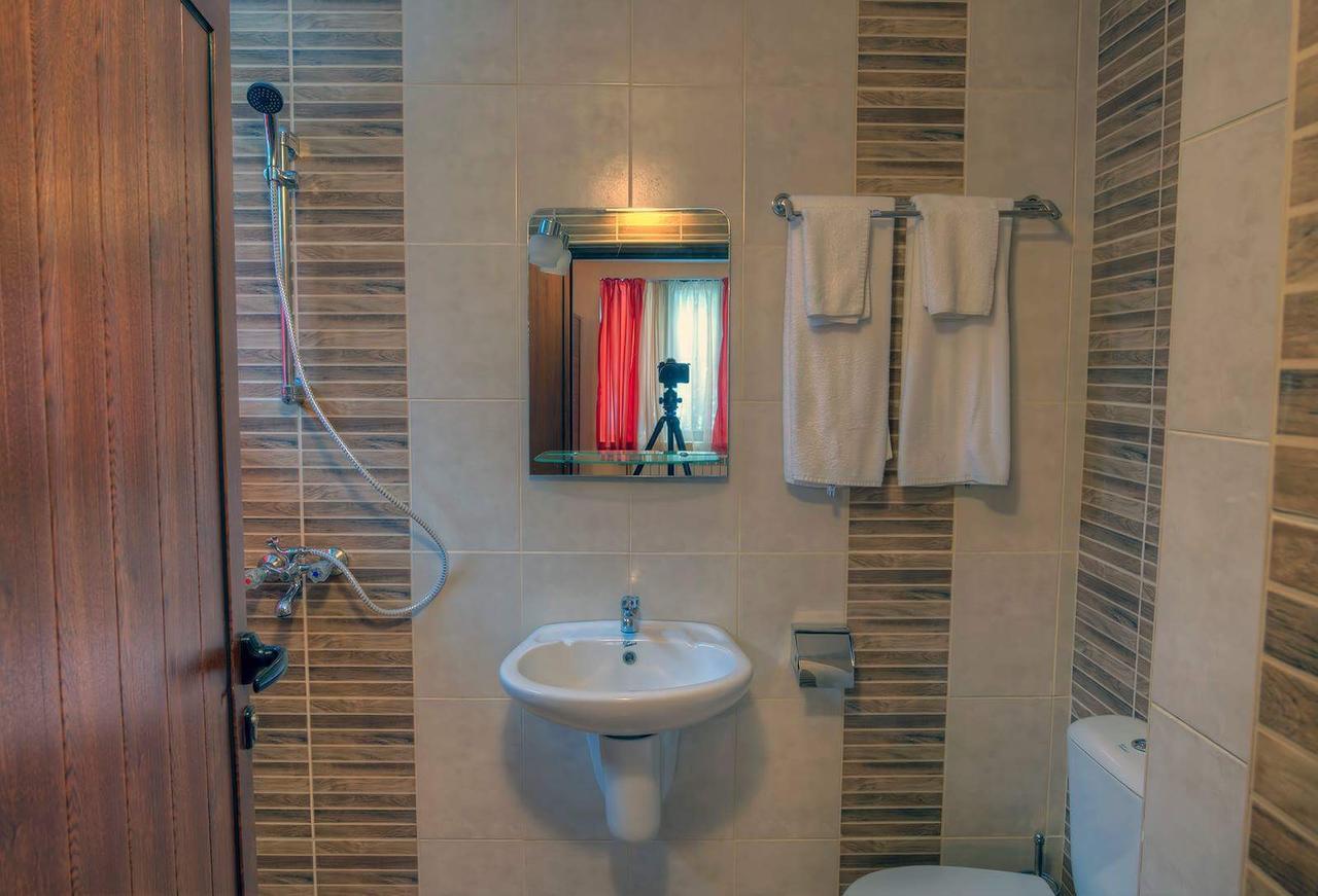 Комплекс Шуменско Плато Hotel ภายนอก รูปภาพ